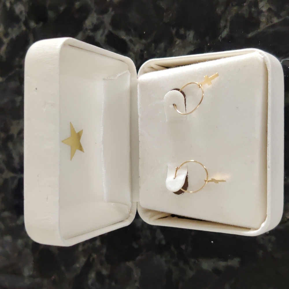 14k yellow gold earrings.